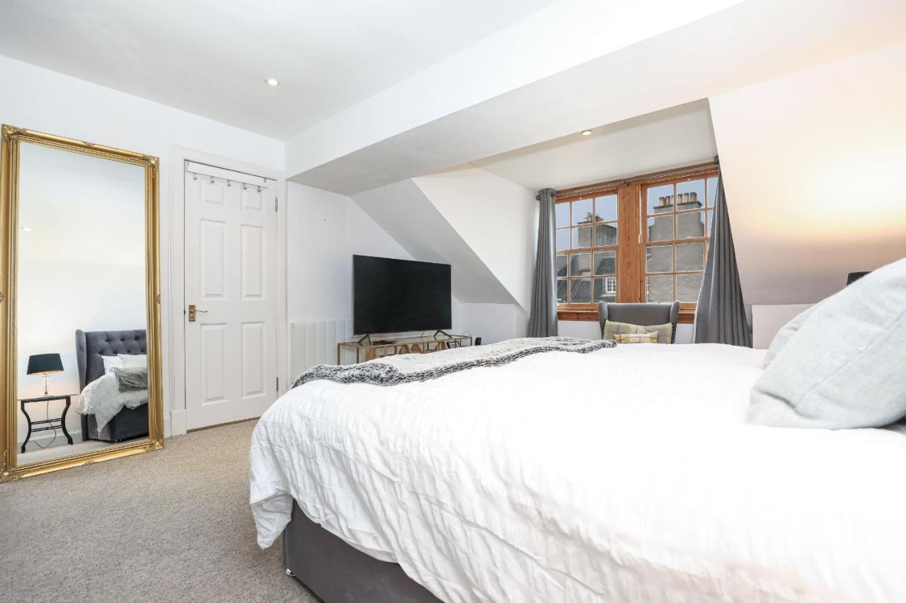 Luxury 3 Bed Royal Mile Apartment Edinburgh Luaran gambar