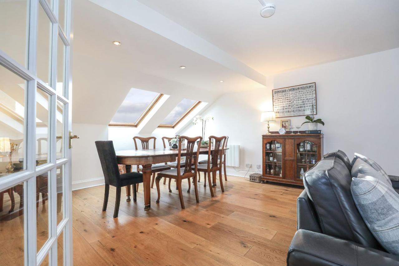 Luxury 3 Bed Royal Mile Apartment Edinburgh Luaran gambar